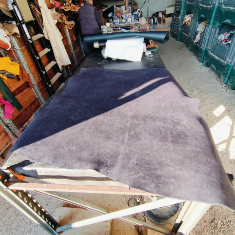 Croupon entier cuir Vachette Noir Nubuck Tannage Végétal